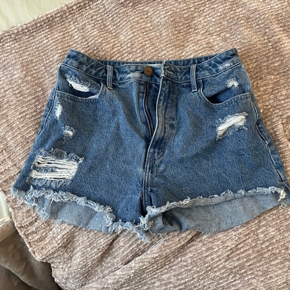 MUMU BLUE Jean shorts - Picture 1 of 2